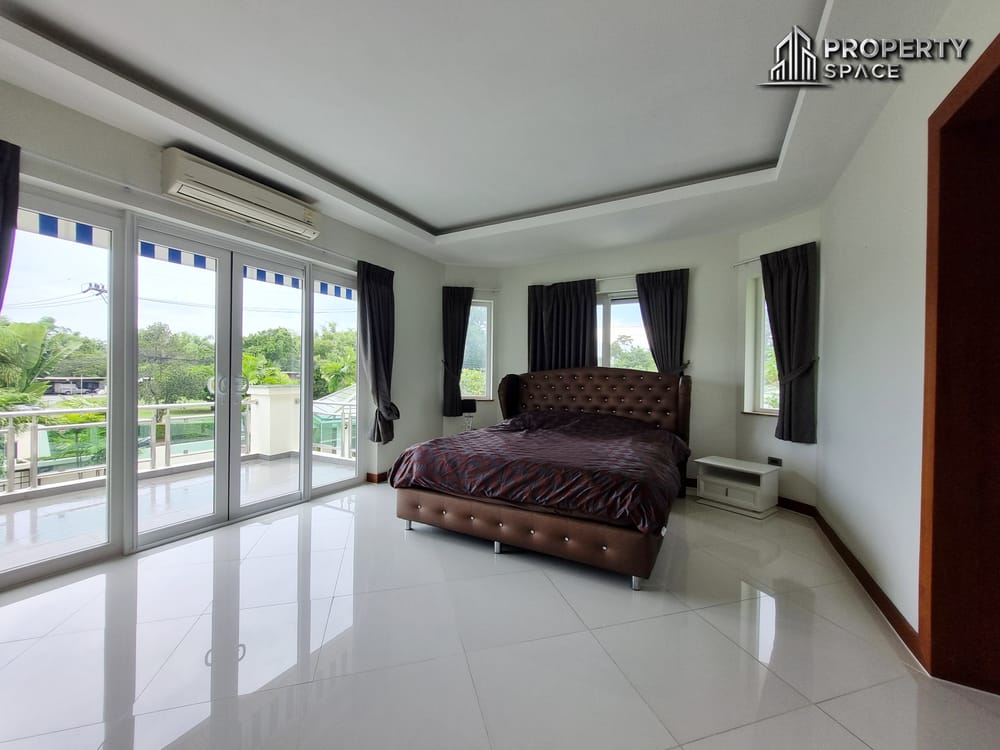 5 Bedroom Pool Villa In Secured Community In Nong Pla Lai Close To Regent International School For Rent Image 22