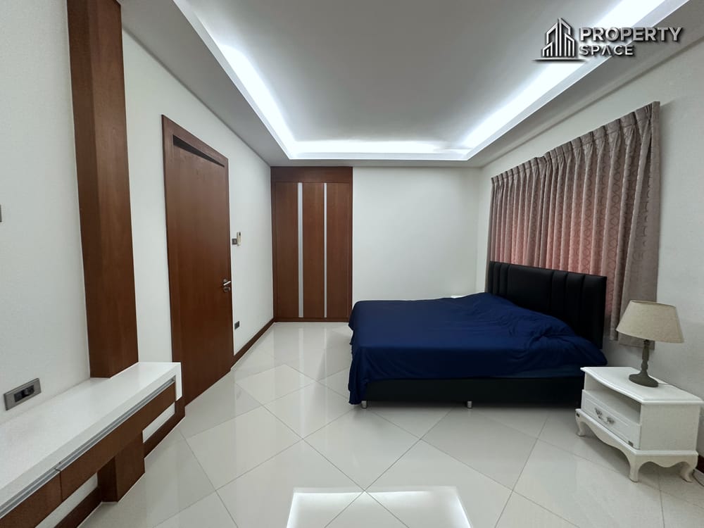 5 Bedroom Pool Villa In Secured Community In Nong Pla Lai Close To Regent International School For Rent Image 35