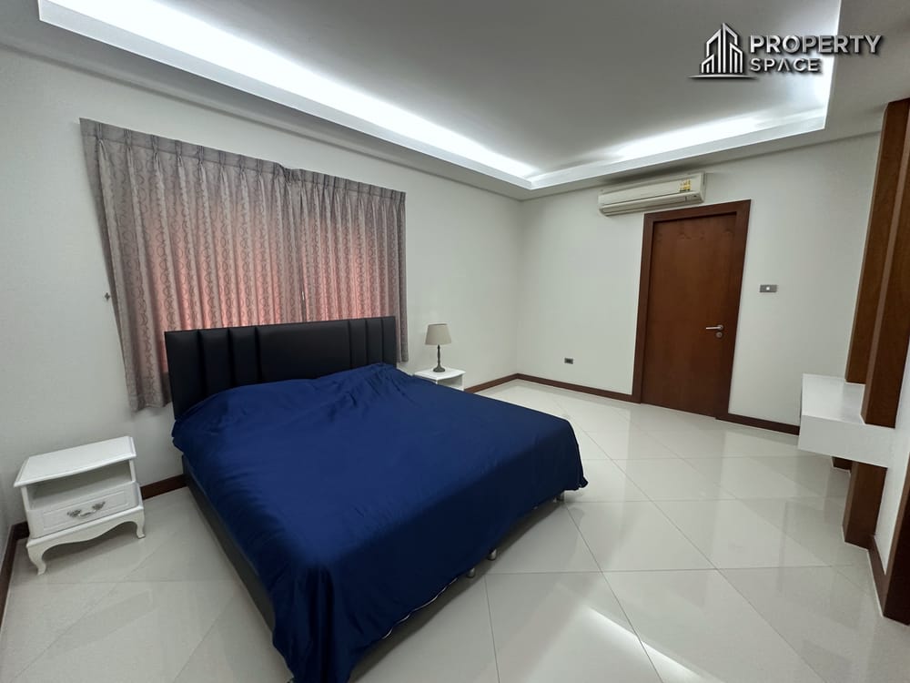 5 Bedroom Pool Villa In Secured Community In Nong Pla Lai Close To Regent International School For Rent Image 36