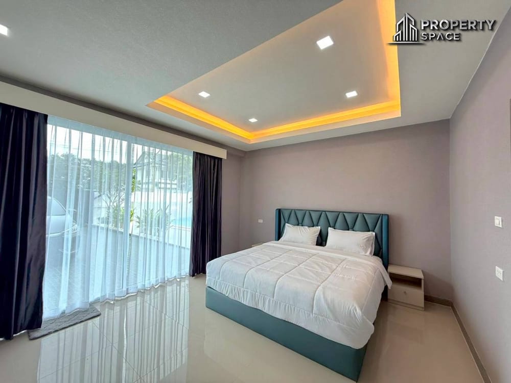 Modern 5 bedroom 2 Storey Pool Villa In Chaiyaphruek Pattaya For Sale Image 10