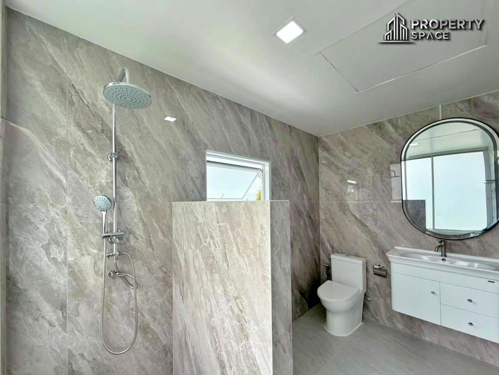 Modern 5 bedroom 2 Storey Pool Villa In Chaiyaphruek Pattaya For Sale Image 20