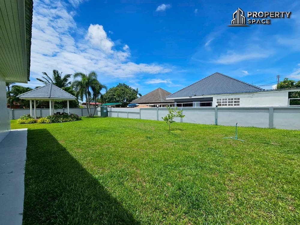 3 Bedroom Pool Villa With Large Plot of Land In Bang Saray For Sale Image 6
