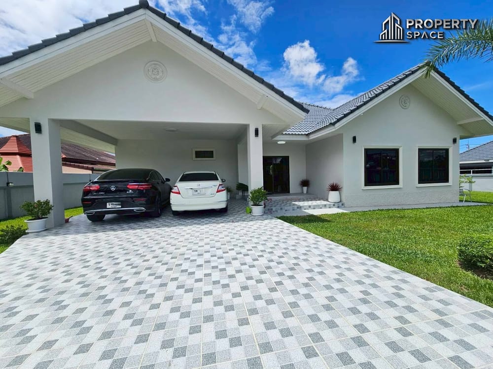 3 Bedroom Pool Villa With Large Plot of Land In Bang Saray For Sale Image 5