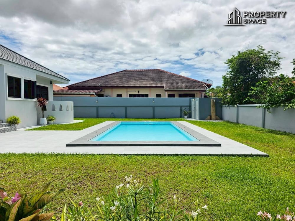 3 Bedroom Pool Villa With Large Plot of Land In Bang Saray For Sale Image 3