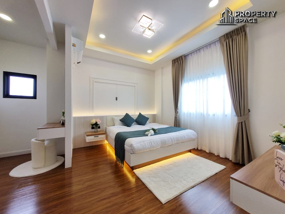 Brand New Luxury 4 Bedroom Pool Villa In East Pattaya For Sale Image 27
