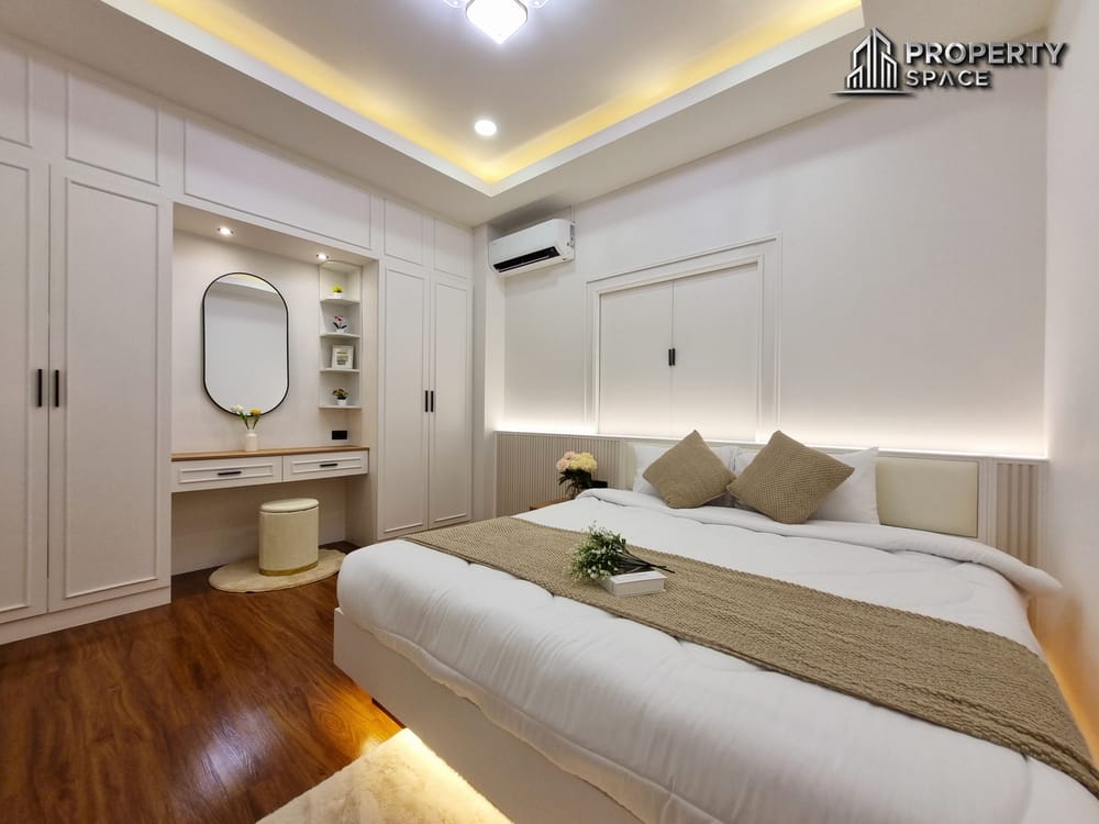 Brand New Luxury 4 Bedroom Pool Villa In East Pattaya For Sale Image 32