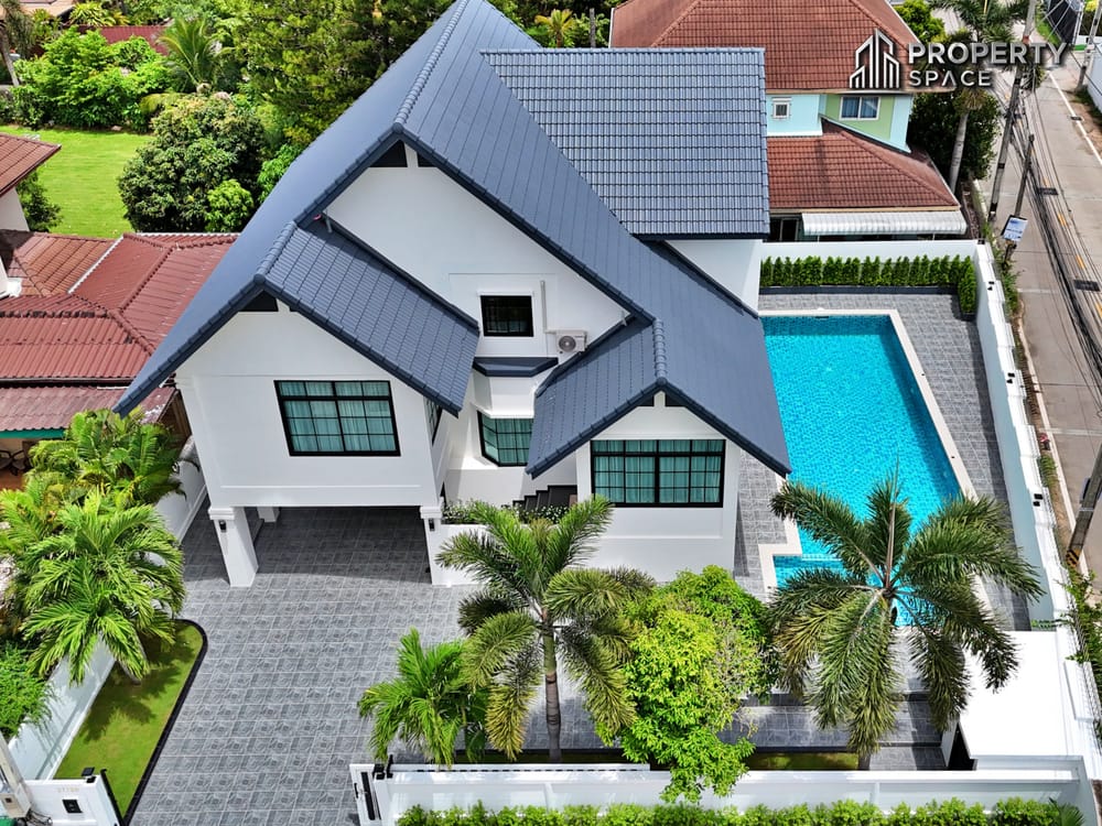 Brand New Luxury 4 Bedroom Pool Villa In East Pattaya For Sale Image 1