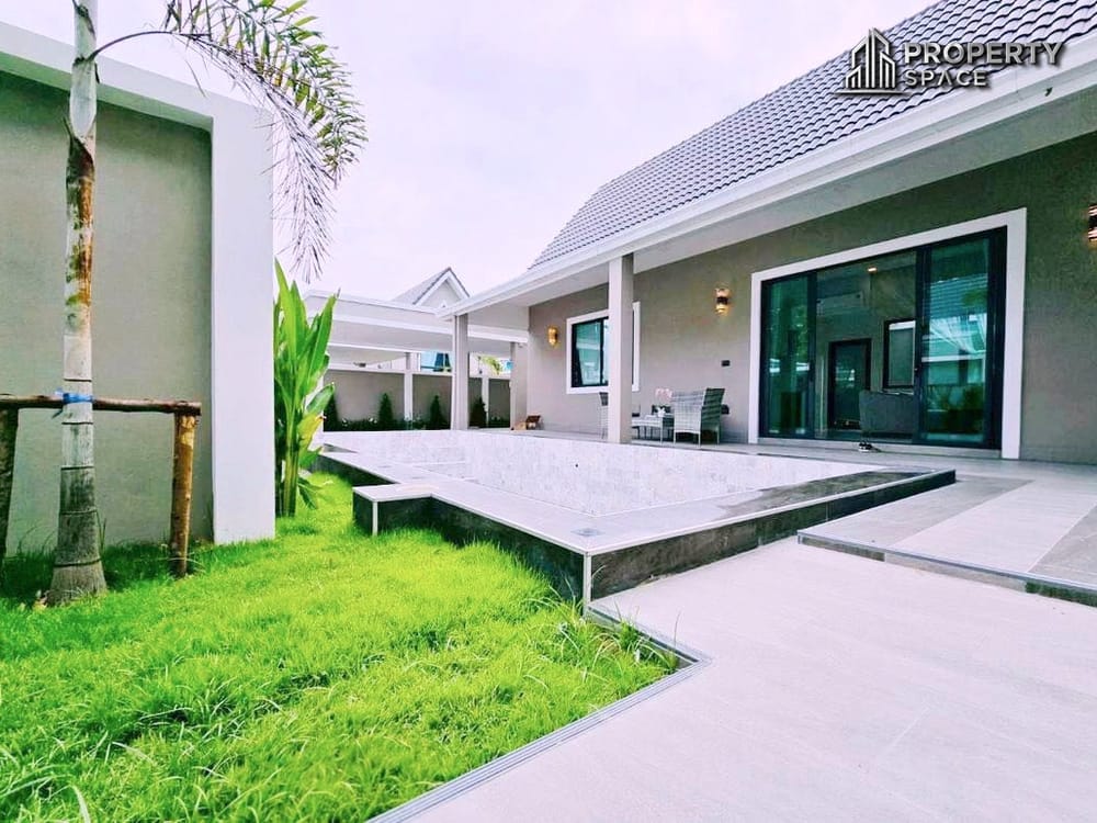 Nordic-style 3 Bedroom Pool Villa fully furnished in Soi Siam Country Club Pattaya For Sale Image 1