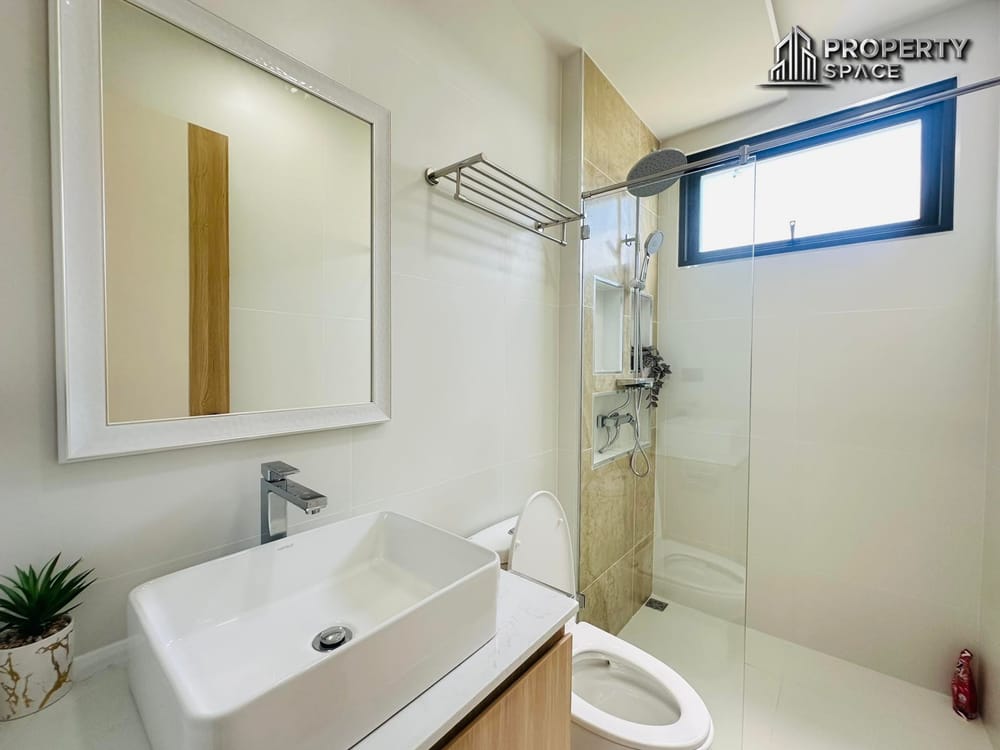 Nordic-style 3 Bedroom Pool Villa fully furnished in Soi Siam Country Club Pattaya For Sale Image 28