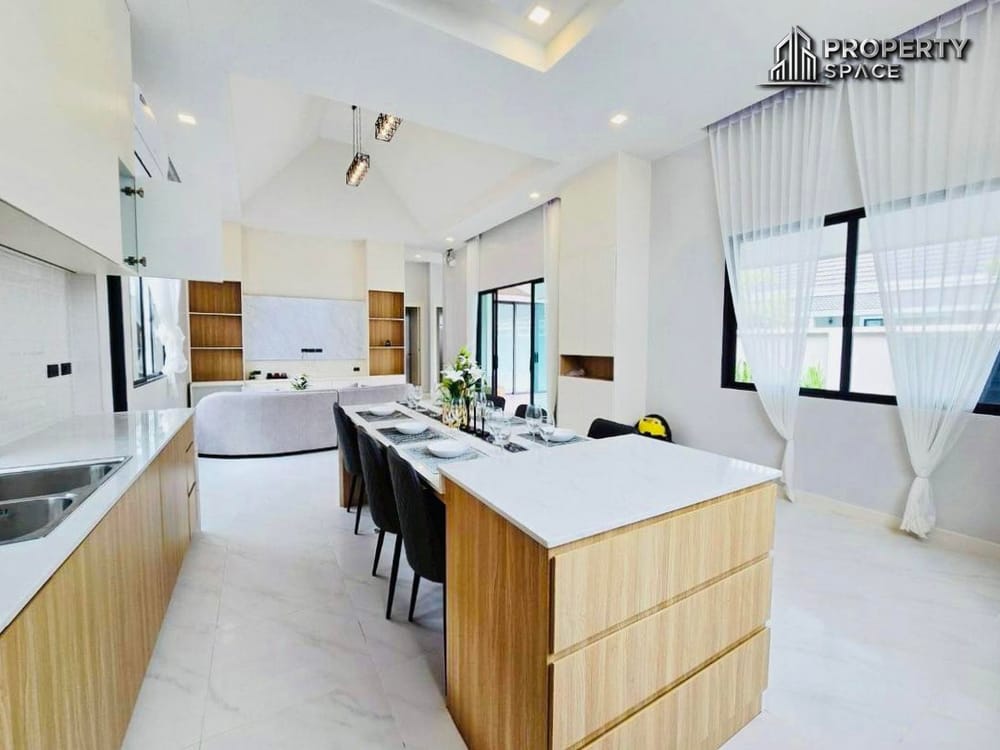 Nordic-style 3 Bedroom Pool Villa fully furnished in Soi Siam Country Club Pattaya For Sale Image 10
