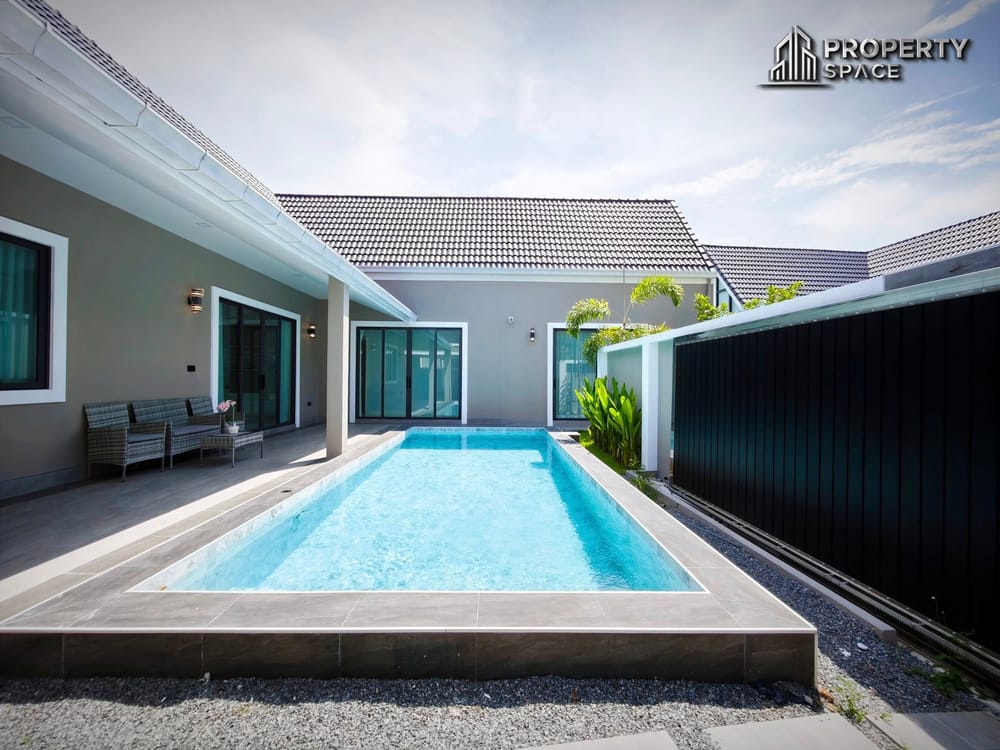 Nordic-style 3 Bedroom Pool Villa fully furnished in Soi Siam Country Club Pattaya For Sale Image 1