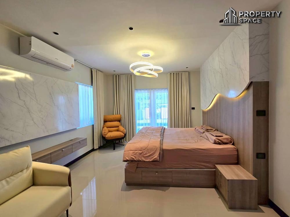 Newly Renovated 5-Bedroom 2 Storey Pool Villa in Huay Yai Pattaya For Sale Image 13