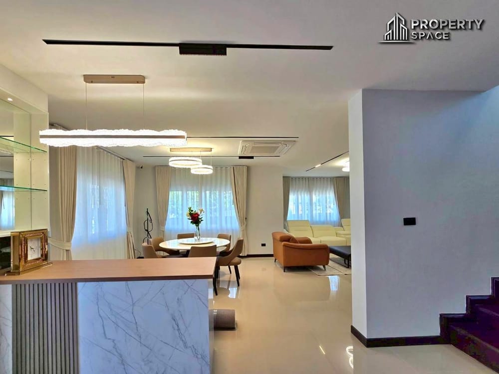 Newly Renovated 5-Bedroom 2 Storey Pool Villa in Huay Yai Pattaya For Sale Image 12