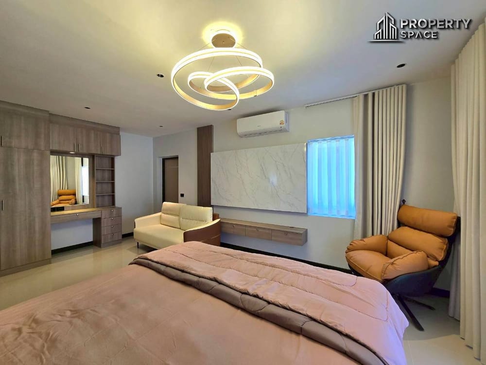 Newly Renovated 5-Bedroom 2 Storey Pool Villa in Huay Yai Pattaya For Sale Image 14