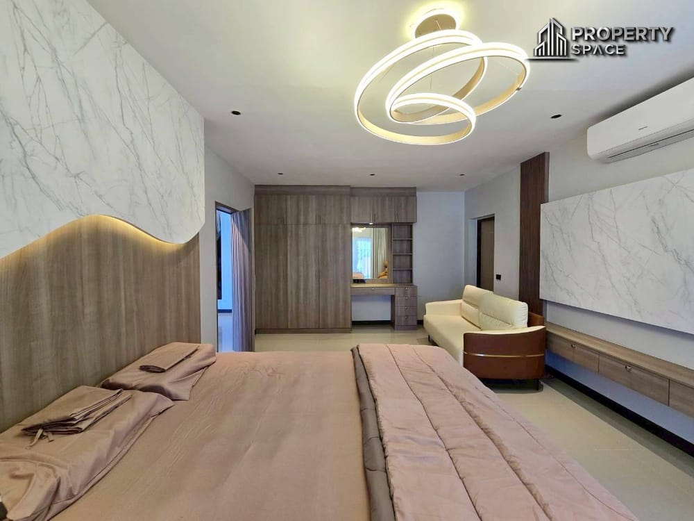 Newly Renovated 5-Bedroom 2 Storey Pool Villa in Huay Yai Pattaya For Sale Image 15