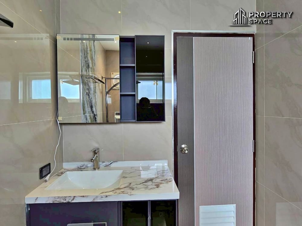 Newly Renovated 5-Bedroom 2 Storey Pool Villa in Huay Yai Pattaya For Sale Image 19