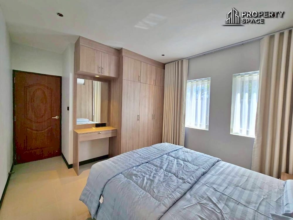 Newly Renovated 5-Bedroom 2 Storey Pool Villa in Huay Yai Pattaya For Sale Image 18