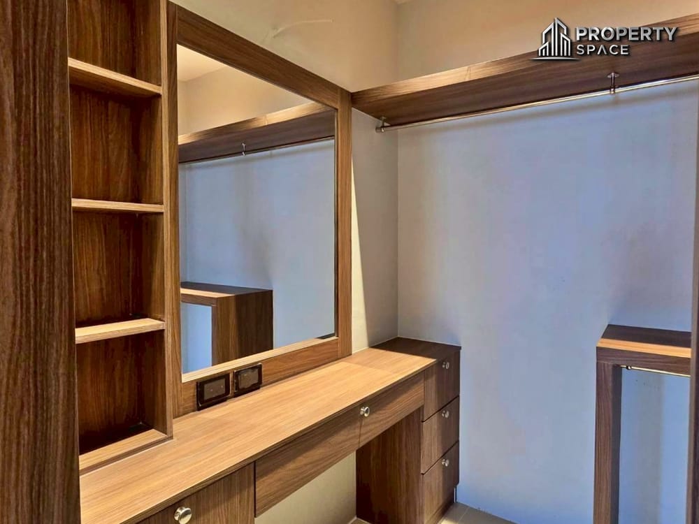 Newly Renovated 5-Bedroom 2 Storey Pool Villa in Huay Yai Pattaya For Sale Image 25