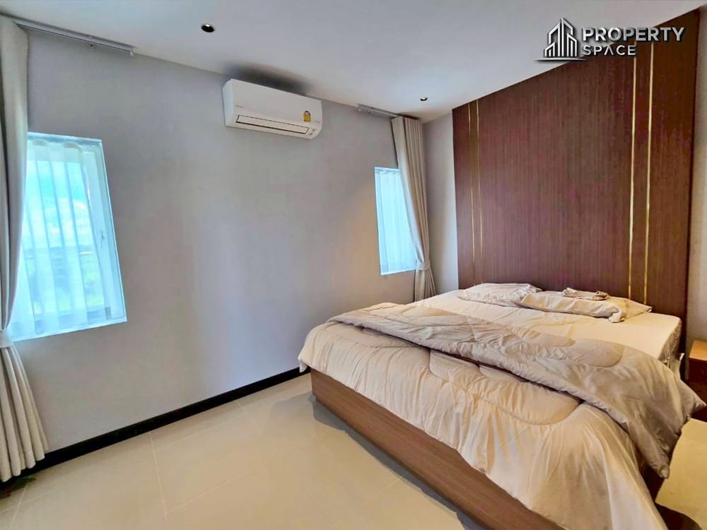 Newly Renovated 5-Bedroom 2 Storey Pool Villa in Huay Yai Pattaya For Sale Image 37