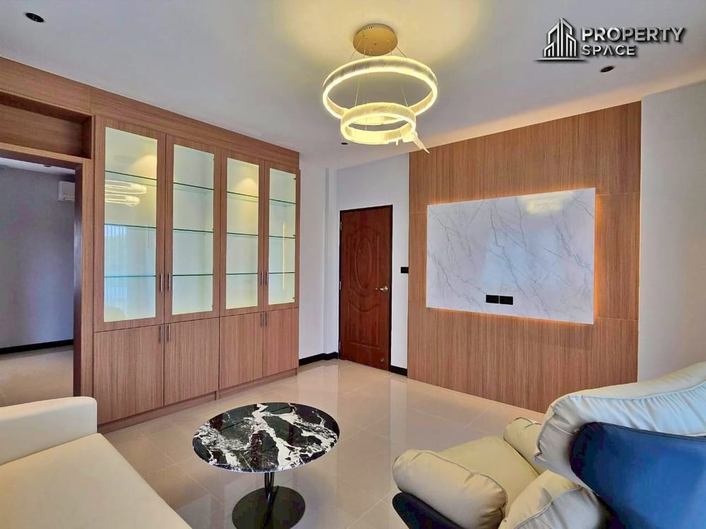 Newly Renovated 5-Bedroom 2 Storey Pool Villa in Huay Yai Pattaya For Sale Image 33
