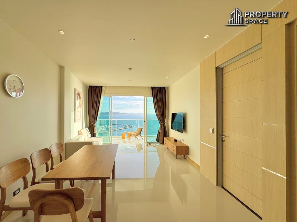 Luxury 1 Bedroom With Direct Sea View In Movenpick White Sand Beach Na Jomtien For Rent Image 3