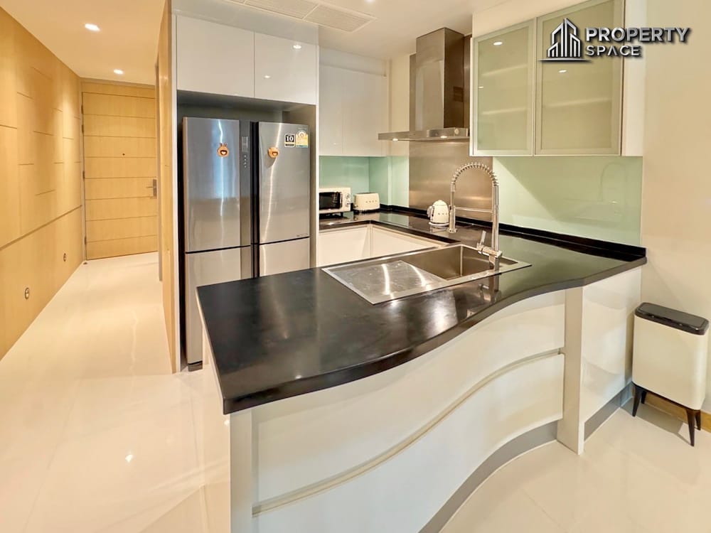 Luxury 1 Bedroom With Direct Sea View In Movenpick White Sand Beach Na Jomtien For Rent Image 6