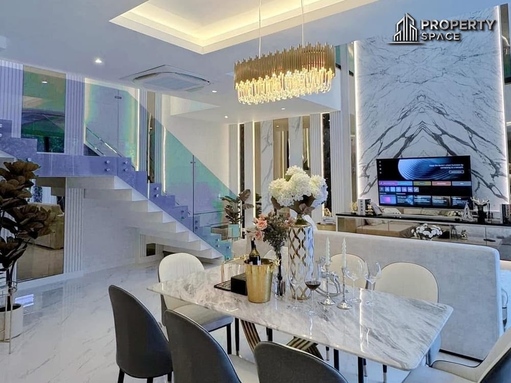 Luxury 4 Bedroom Pool Villa In Jomtien Pattaya For Rent  Image 12