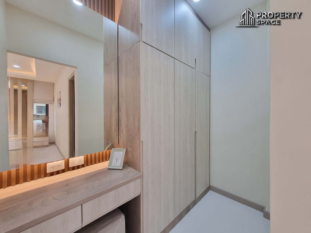 Near International School Spacious 4 Bedroom Pool Villa In East Pattaya For Sale Image 30