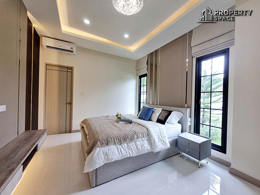 Near International School Spacious 4 Bedroom Pool Villa In East Pattaya For Sale Image 25