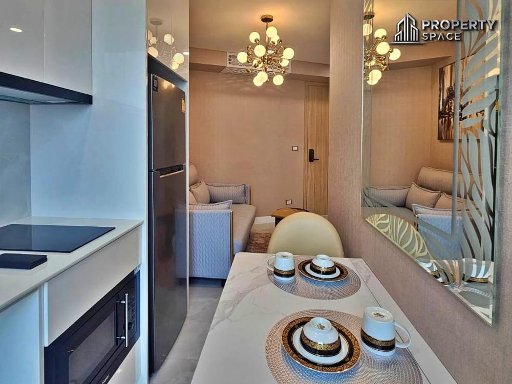 Sea View 1 Bedroom in Copacabana Jomtien Beachfront Condo Pattaya for Rent Image 7