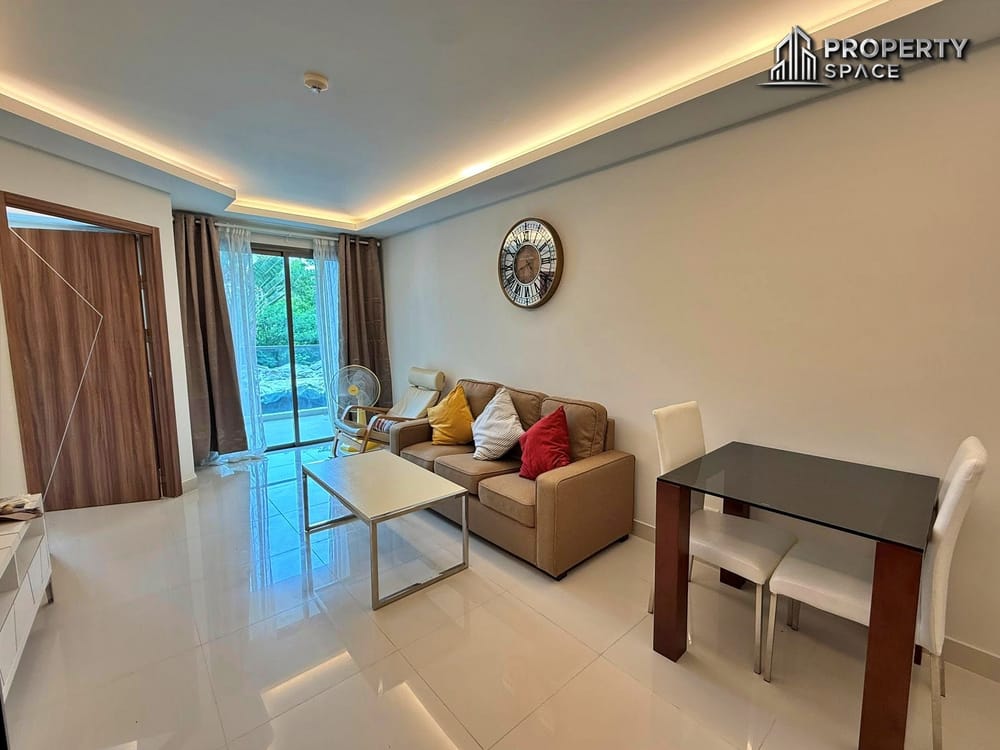 Modern 1 Bedroom In Club Royal Wongamat Condo For Sale Image 3
