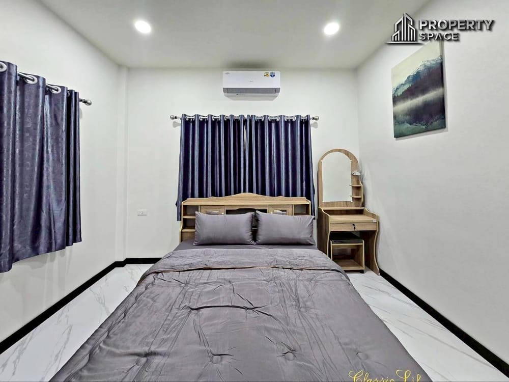 Newly Renovated 3 Bedroom House In Khao Noi Pattaya For Sale Image 22