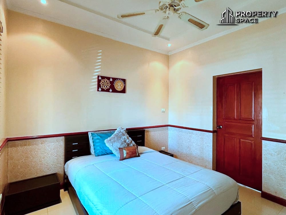 4 Bedroom Pool Villa In Pattaya Near Regent International School For Rent Image 21