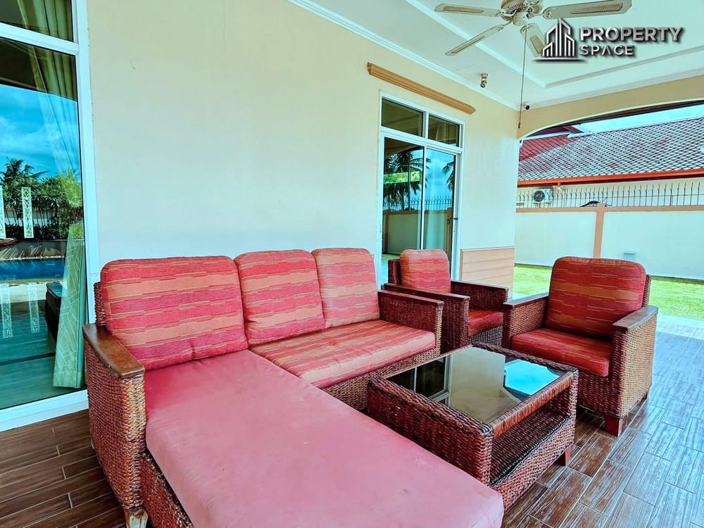 4 Bedroom Pool Villa In Pattaya Near Regent International School For Rent Image 6