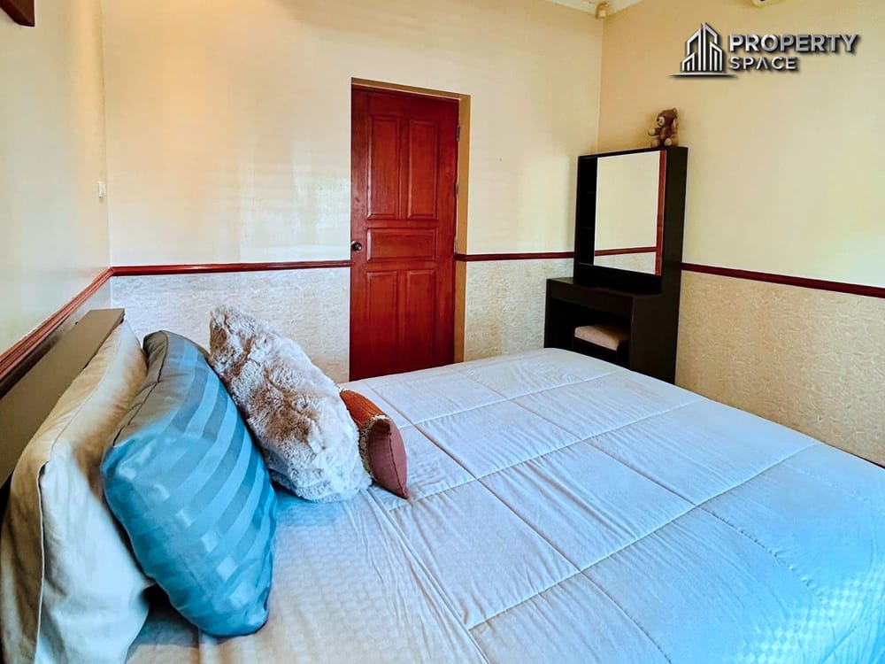 4 Bedroom Pool Villa In Pattaya Near Regent International School For Rent Image 22