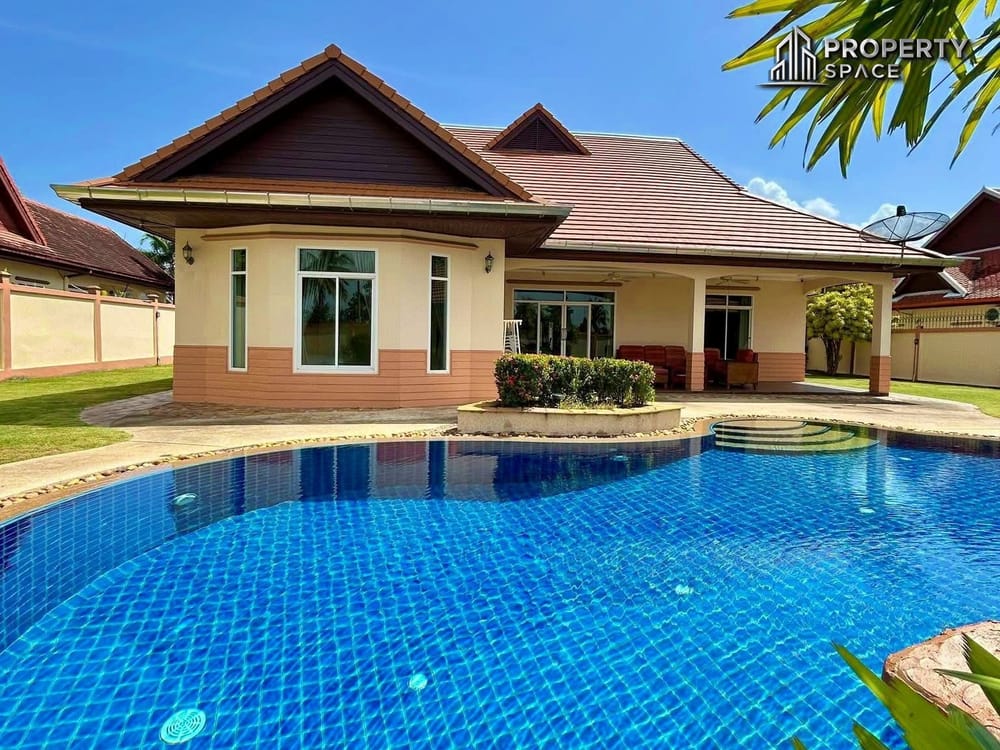 4 Bedroom Pool Villa In Pattaya Near Regent International School For Rent Image 1