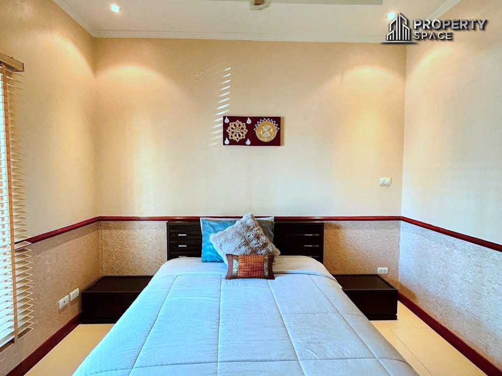 4 Bedroom Pool Villa In Pattaya Near Regent International School For Rent Image 20