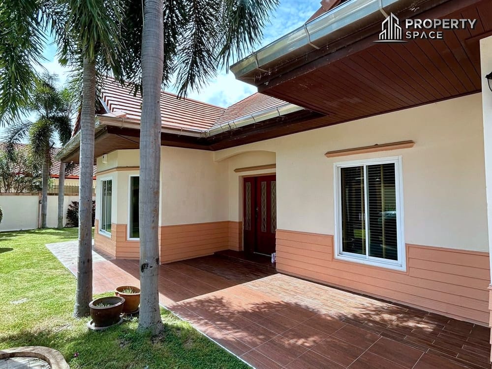 4 Bedroom Pool Villa In Pattaya Near Regent International School For Rent Image 27