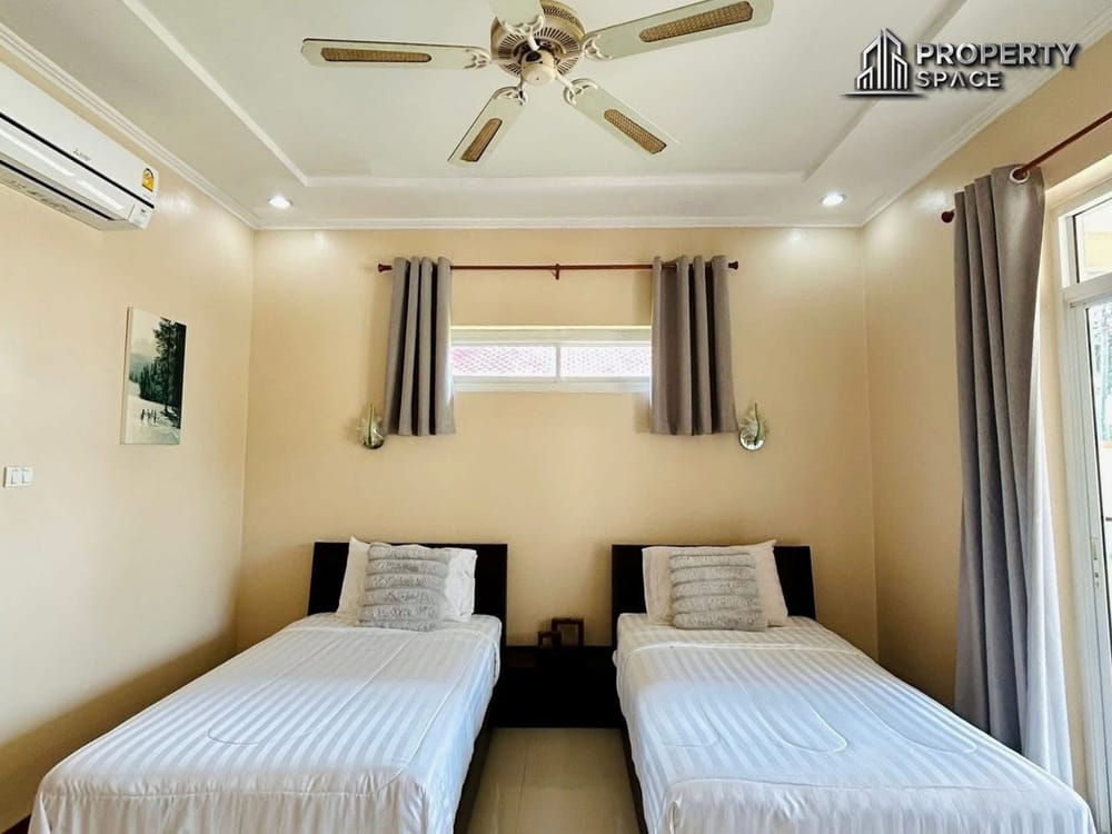 4 Bedroom Pool Villa In Pattaya Near Regent International School For Rent Image 25