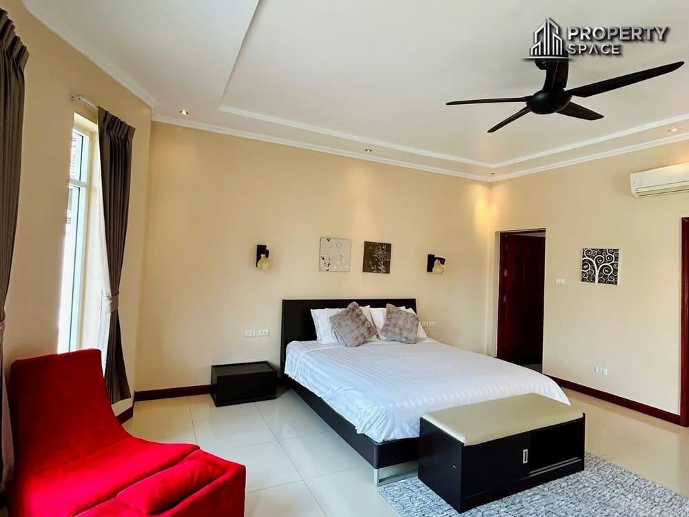 4 Bedroom Pool Villa In Pattaya Near Regent International School For Rent Image 12