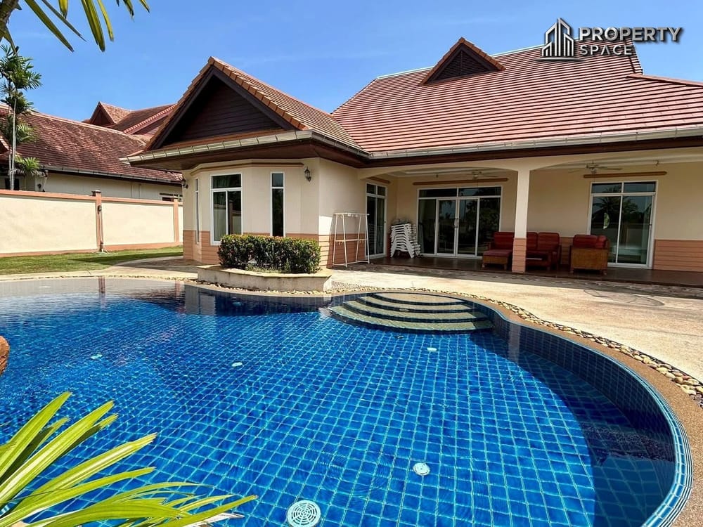 4 Bedroom Pool Villa In Pattaya Near Regent International School For Rent Image 3