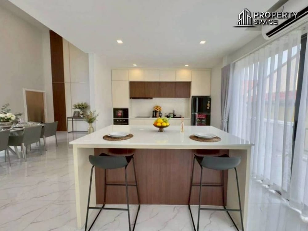 Modern 3 Bedroom Private Pool Villa In Naklue Pattaya For Rent Image 9