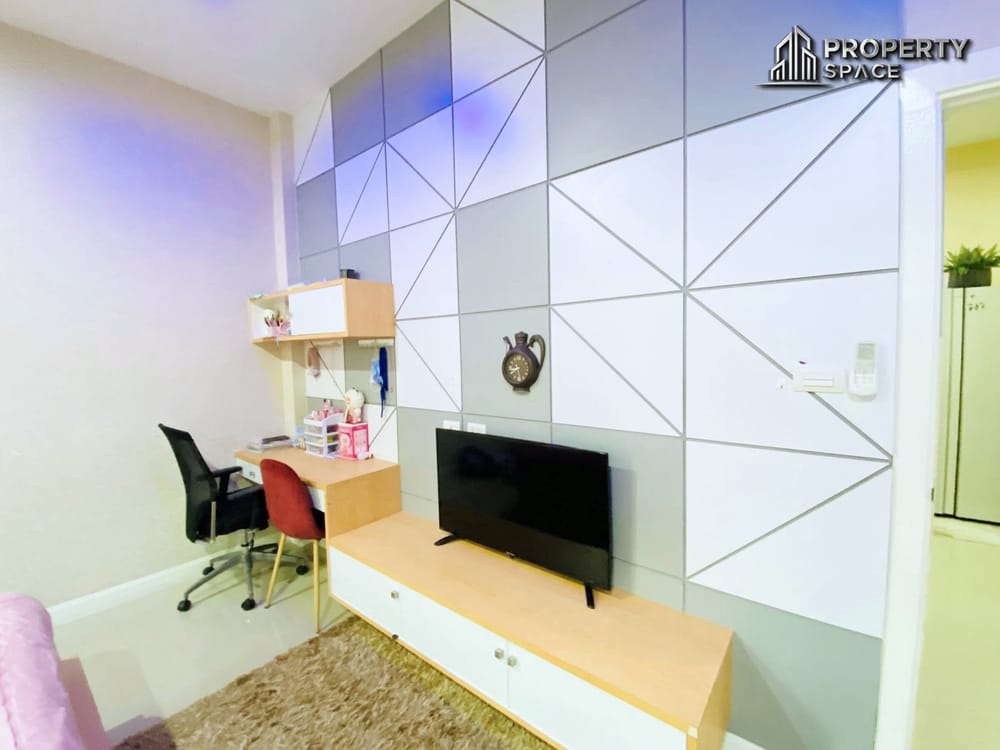 Modern 3-Bedroom Pool Villa Suitable For Family in Huay Yai Pattaya For Sale Image 16