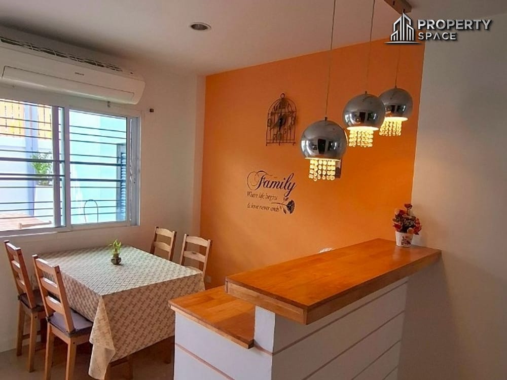 Hot Deal! 2 Bedroom Two Storey Townhouse In Nakluea North Pattaya For Sale Image 6