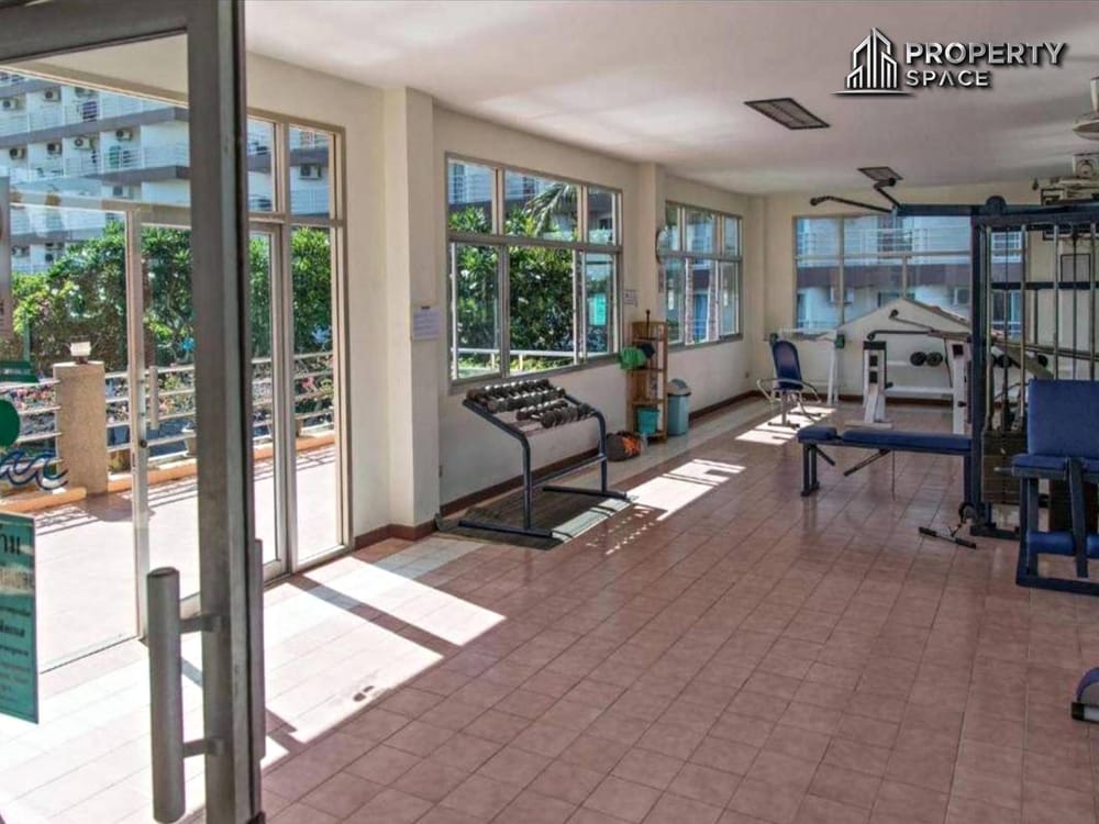 Modern Studio (FQ) In Rimhad Jomtien Condo For Sale Image 8