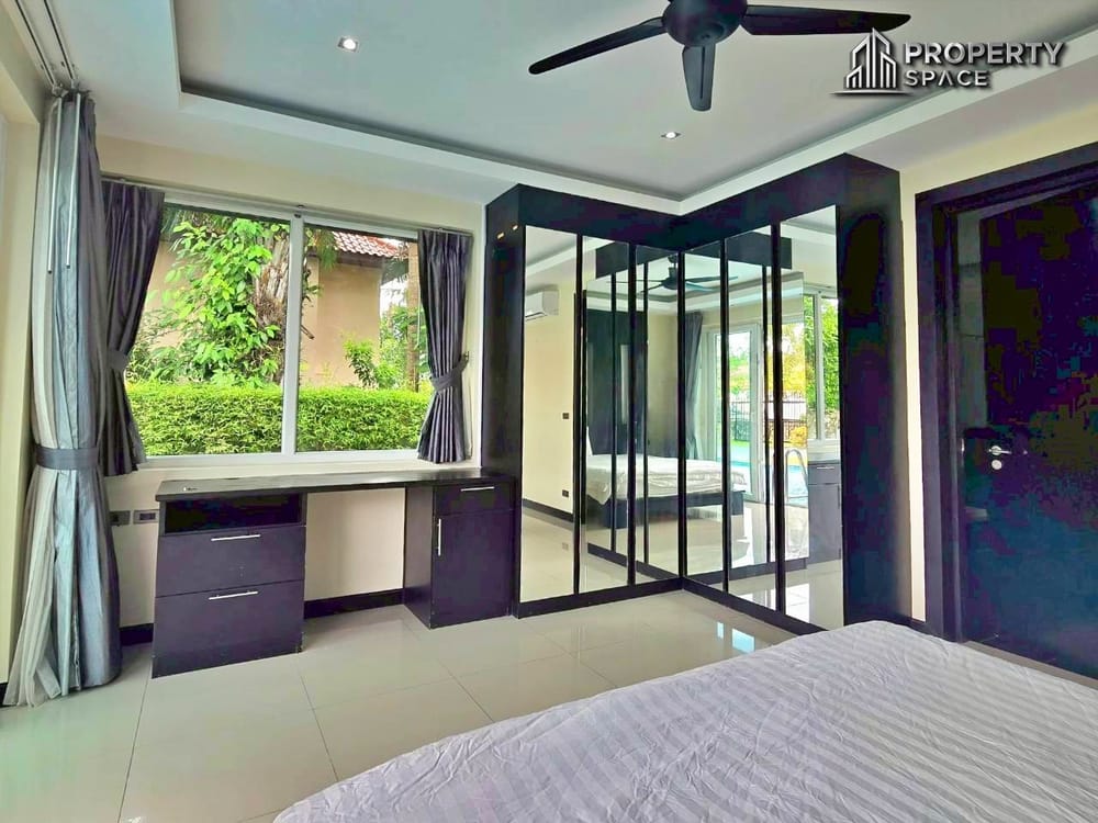 Modern 4 Bedroom Pool Villa In Whispering Palms East Pattaya For Rent Image 18