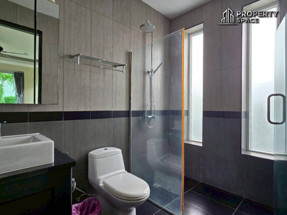Modern 4 Bedroom Pool Villa In Whispering Palms East Pattaya For Rent Image 29