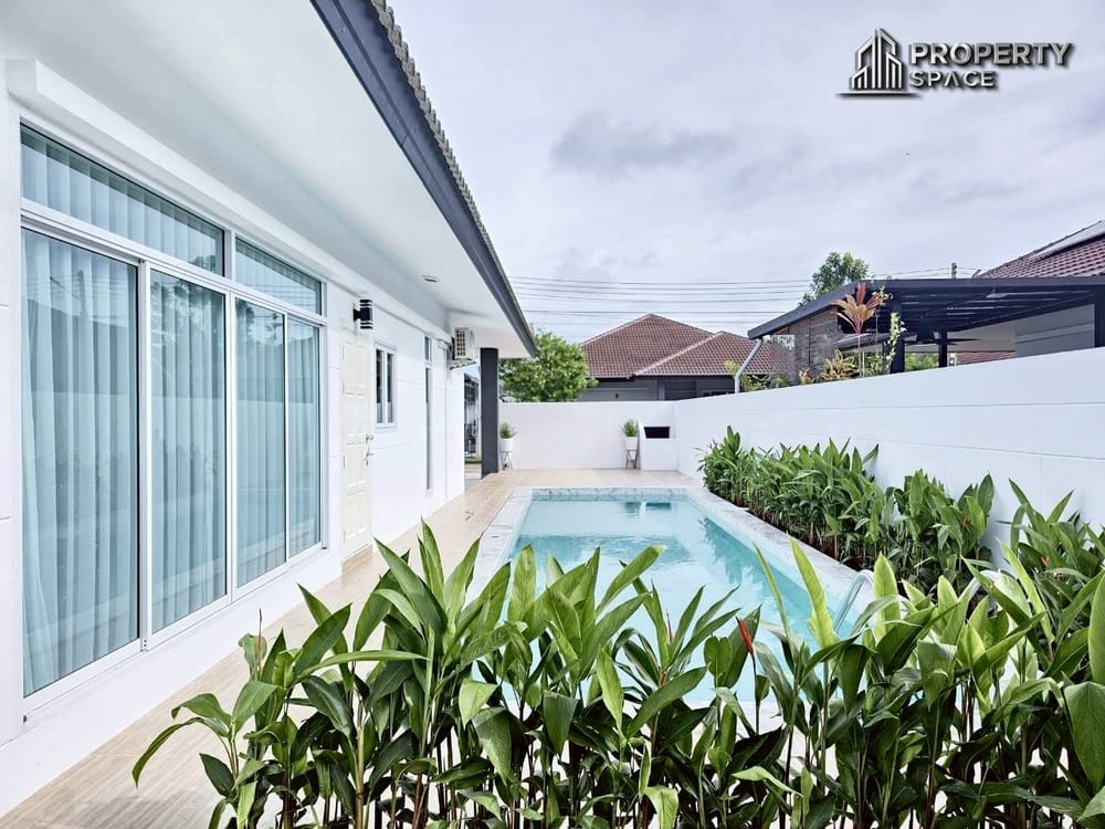 Luxury Newly Renovated 3 Bedroom Pool Villa In Panalee Banna Village For Sale Image 4