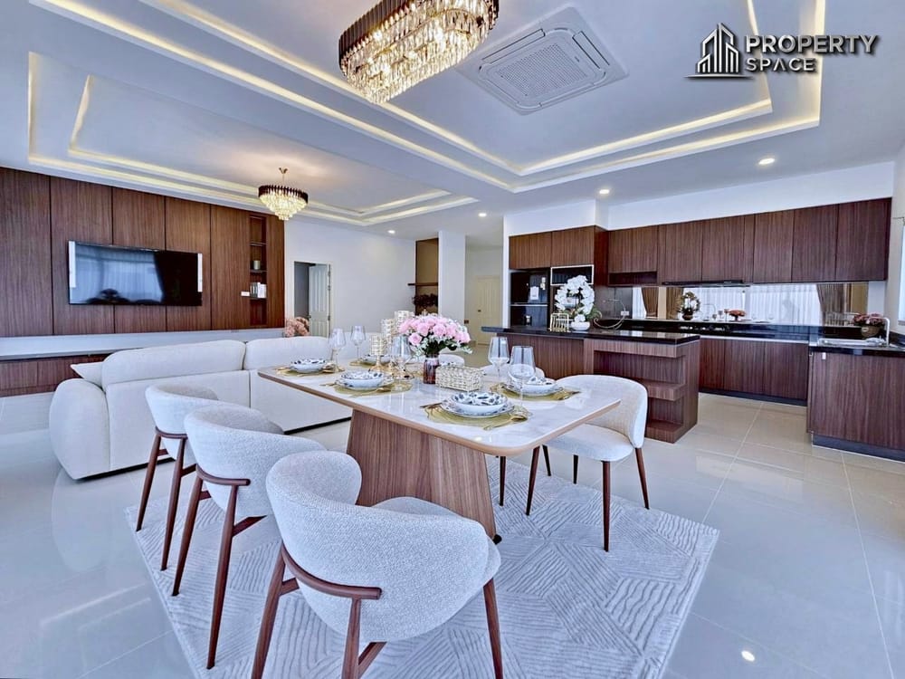 Luxury Newly Renovated 3 Bedroom Pool Villa In Panalee Banna Village For Sale Image 15