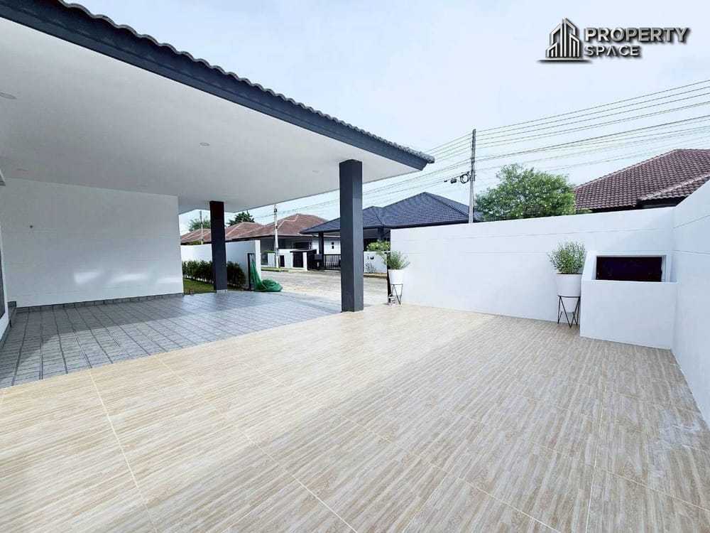 Luxury Newly Renovated 3 Bedroom Pool Villa In Panalee Banna Village For Sale Image 6